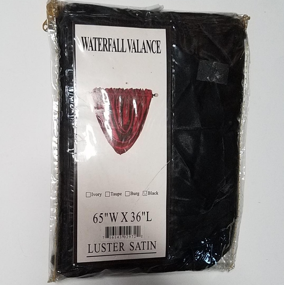 Valance NWT - Picture 7 of 8